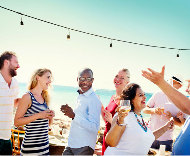 Throw a memorial day party - Dynamite Fireworks